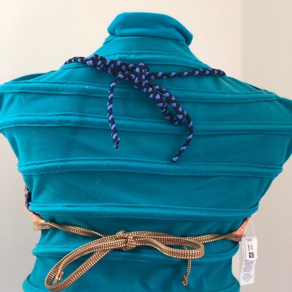 NWT Aerie Reversible Triangle Bikini Top - Picture 2 of 5